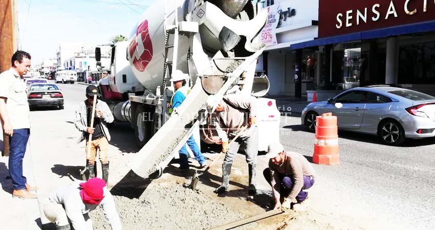 Se suma Colonos de El Pedregal a programa de bacheo emergente en CSL Se suma Colonos de El Pedregal a programa de bacheo emergente en CSL