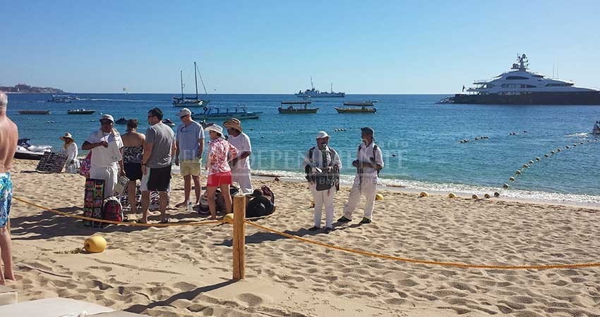 Amparos para operar en El Médano impiden lograr el ordenamiento de la playa Amparos para operar en El Médano impiden lograr el ordenamiento de la playa