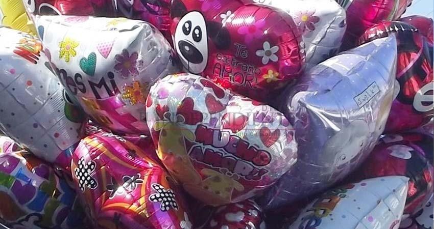 Esperan comerciantes que ventas incrementen al menos un 30% con motivo del Día de San Valentín Esperan comerciantes que ventas incrementen al menos un 30% con motivo del Día de San Valentín