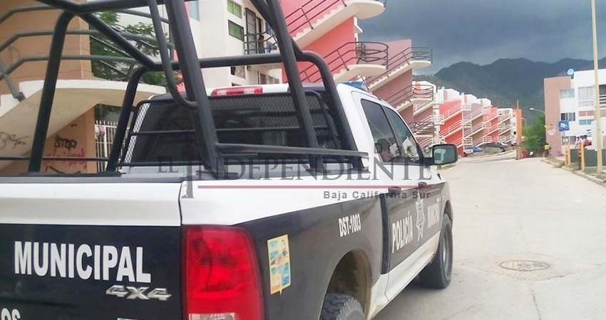 Irrumpen sujetos armados en un domicilio y se llevan a quinceañera de Puerto Nuevo Irrumpen sujetos armados en un domicilio y se llevan a quinceañera de Puerto Nuevo