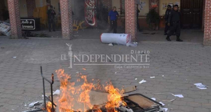 Queman boletas sobre consulta de termoeléctrica en Morelos Queman boletas sobre consulta de termoeléctrica en Morelos