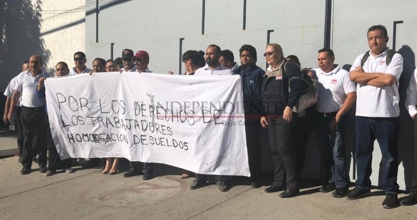 Empleados de C-4 piden destitución de la Directora General Empleados de C-4 piden destitución de la Directora General