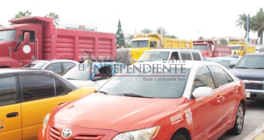 Gobernador convirtió la Ley de Movilidad en una herramienta de control político y económico: Rubio Ruiz Gobernador convirtió la Ley de Movilidad en una herramienta de control político y económico: Rubio Ruiz