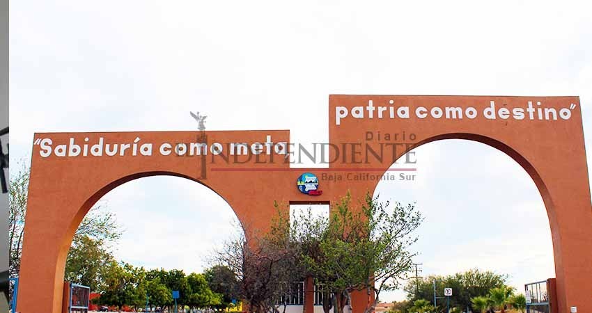 Cumple UABCS 43 años de ser la Máxima Casa de Estudios en Baja California Sur Cumple UABCS 43 años de ser la Máxima Casa de Estudios en Baja California Sur