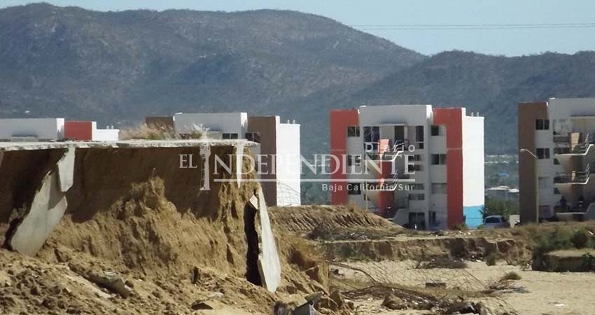 No se deben permitir más asentamientos irregulares: González Rivera