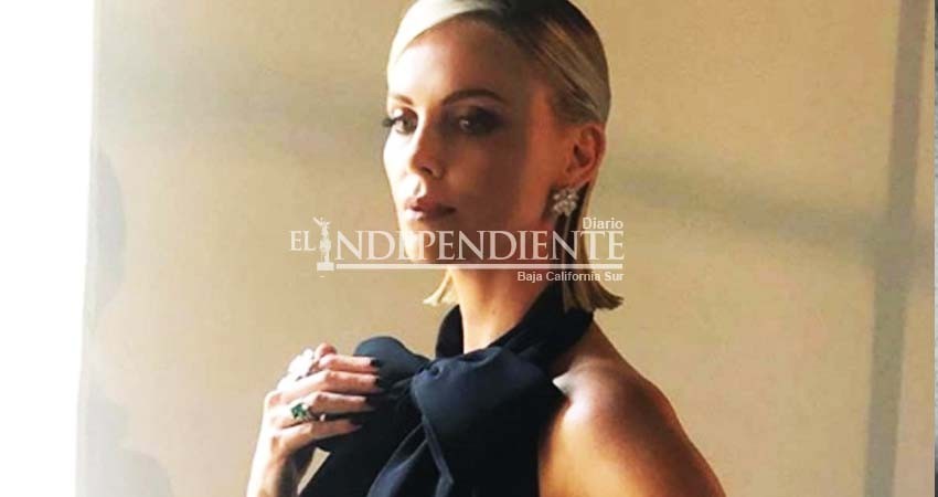 Charlize Theron pide que 'alguien tenga hue…' y la invite a salir Charlize Theron pide que 'alguien tenga hue…' y la invite a salir