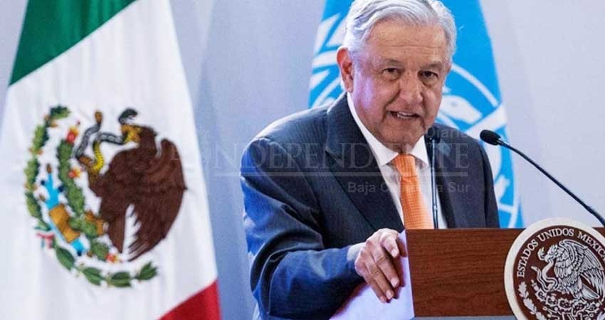 López Obrador dedica poema a ‘quienes solo ven el árbol y no miran el bosque’ López Obrador dedica poema a ‘quienes solo ven el árbol y no miran el bosque’