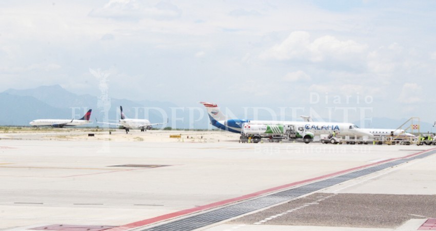 Aeropuerto Internacional de Los Cabos registra 100 vuelos extras para Semana Santa Aeropuerto Internacional de Los Cabos registra 100 vuelos extras para Semana Santa