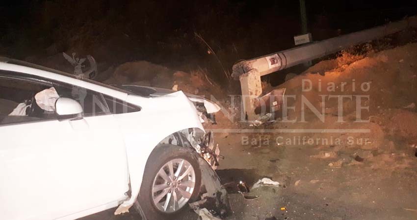 Daños parciales en semaforización deja apagón causado por choque en CSL