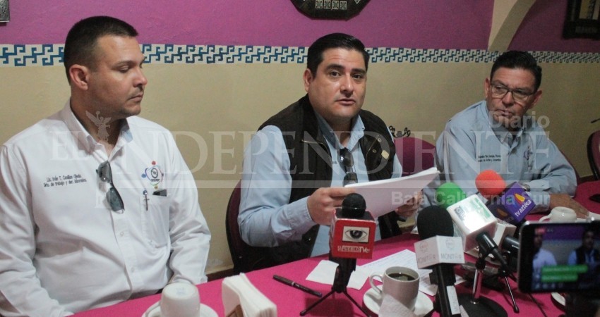 Acusan maestros del Cecyte sobre población en aulas Acusan maestros del Cecyte sobre población en aulas