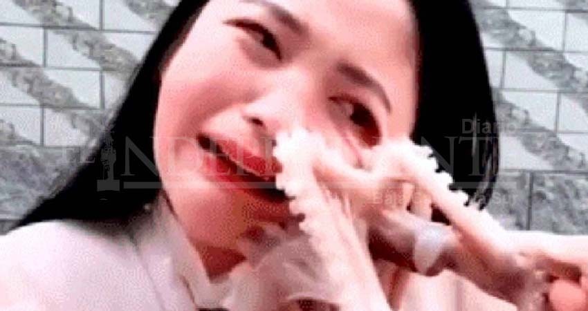 La historia detrás de la chica 'devorada' por un pulpo La historia detrás de la chica 'devorada' por un pulpo
