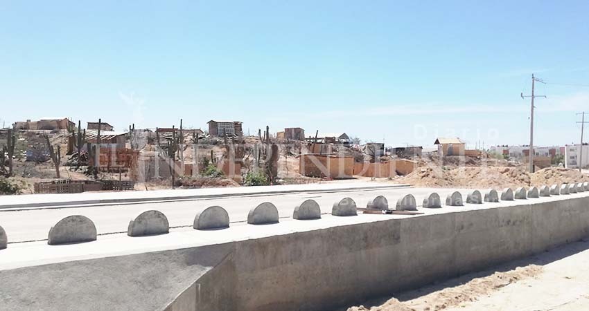 Invasores se roban el agua y utilizan instalaciones del Fraccionamiento Chulavista en CSL Invasores se roban el agua y utilizan instalaciones del Fraccionamiento Chulavista en CSL