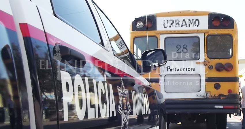 No solo multa económica a choferes de transporte que hagan uso del celular, también sanción disciplinaria, afirma director de Transporte No solo multa económica a choferes de transporte que hagan uso del celular, también sanción disciplinaria, afirma director de Transporte