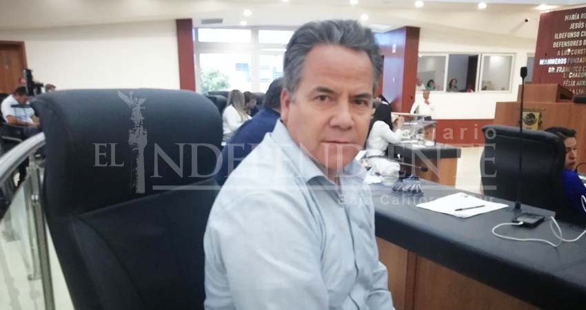 Le demostramos a Alberto Rentería que los diputados no queremos privilegios: Ramiro Ruíz Le demostramos a Alberto Rentería que los diputados no queremos privilegios: Ramiro Ruíz