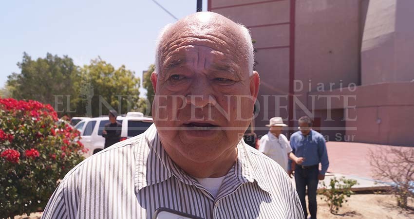 Un “exceso” bloqueo en Semarnat; pagamos bonos en tiempo: Víctor Castro Un “exceso” bloqueo en Semarnat; pagamos bonos en tiempo: Víctor Castro