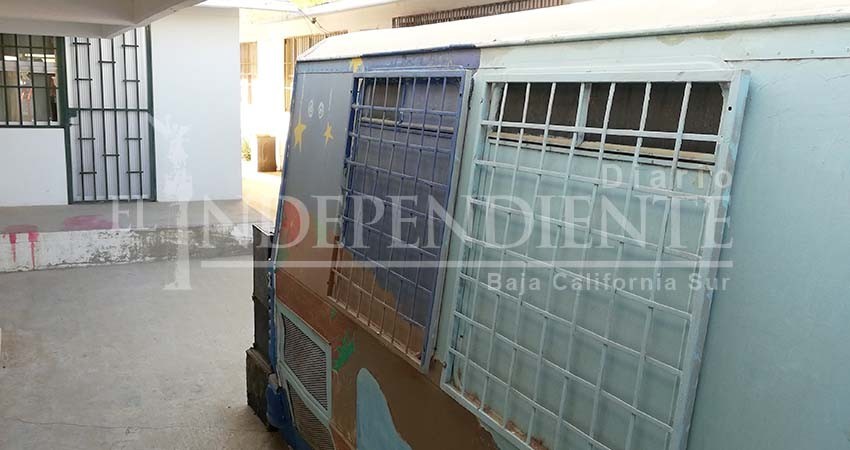 Toman clases en un camión; esperan la construcción de un nuevo salón para el CAM de CSL Toman clases en un camión; esperan la construcción de un nuevo salón para el CAM de CSL