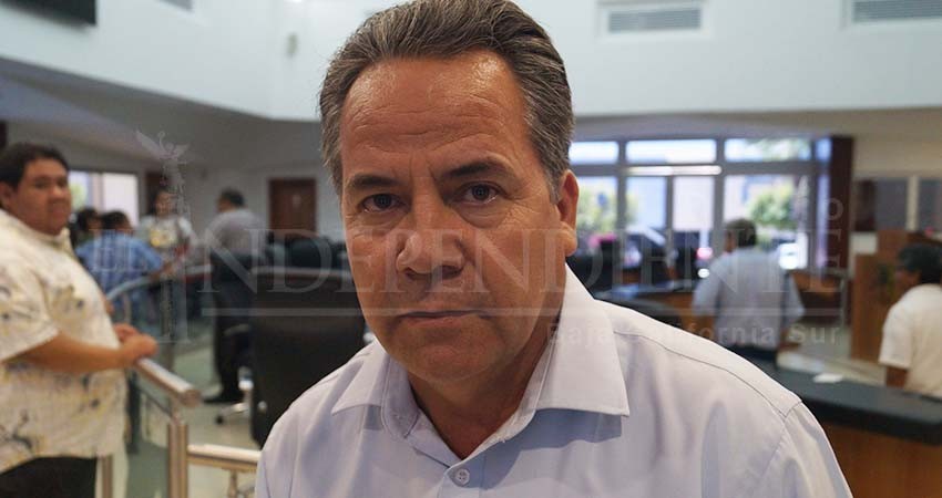 Quieren condicionar bonos ya ganados por trabajadores del Congreso: Ramiro Ruíz Quieren condicionar bonos ya ganados por trabajadores del Congreso: Ramiro Ruíz