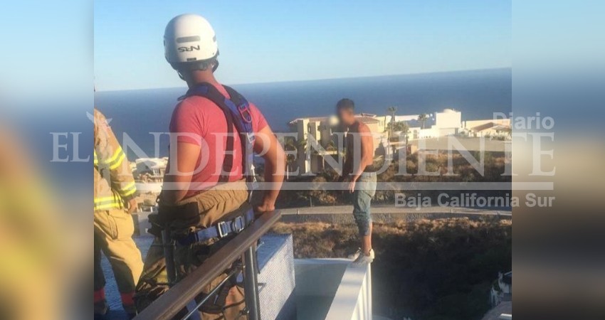 Se tiró desde un lujoso balcon en el Pedregal de CSL Se tiró desde un lujoso balcon en el Pedregal de CSL