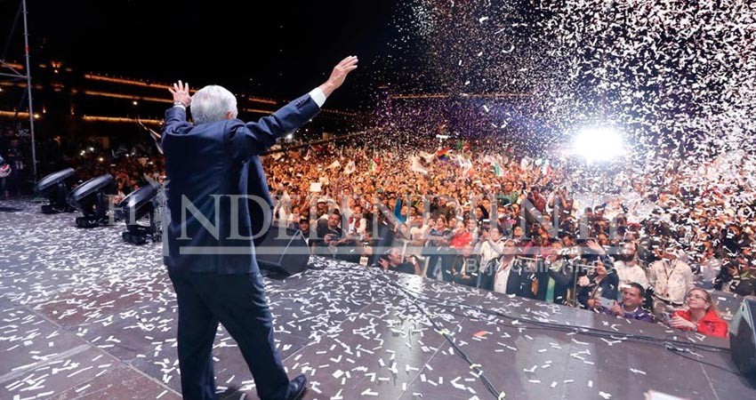 Fiesta austera con "bailongo", en aniversario de triunfo electoral: AMLO Fiesta austera con "bailongo", en aniversario de triunfo electoral: AMLO