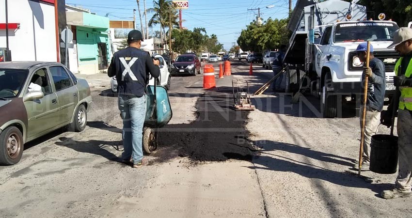Con rehabilitación de calles esperan disminuir accidentes en La Paz Con rehabilitación de calles esperan disminuir accidentes en La Paz