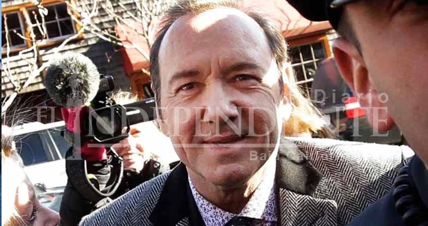 Joven retira demanda de abuso sexual contra Kevin Spacey Joven retira demanda de abuso sexual contra Kevin Spacey