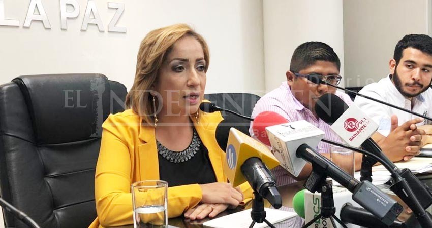Interponen denuncias ante la FGR en contra del Ayuntamiento de Armando Martínez Interponen denuncias ante la FGR en contra del Ayuntamiento de Armando Martínez