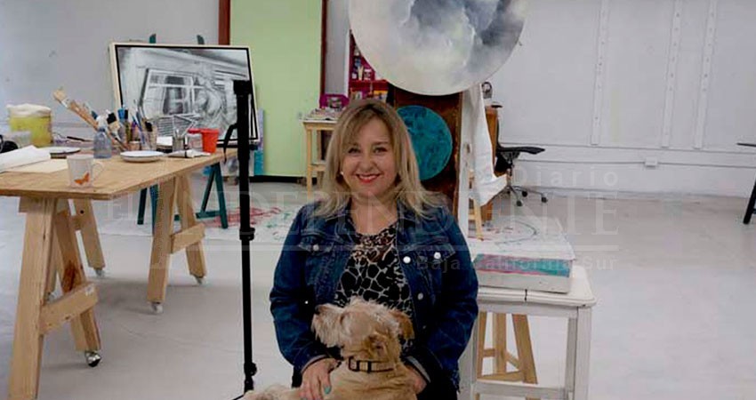 Diana Salazar: “La pintura te sustrae por completo del tiempo cronológico, incesante” Diana Salazar: “La pintura te sustrae por completo del tiempo cronológico, incesante”