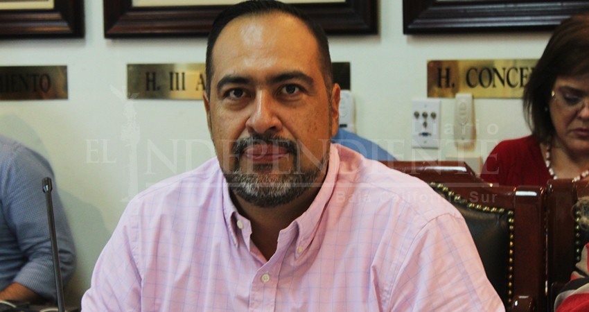 Que el director de Oomsapas entregue resultados o deje el encargo, le advierten Que el director de Oomsapas entregue resultados o deje el encargo, le advierten