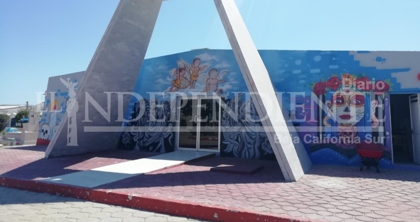 Pese a disgustos no se retiran los murales artísticos de panteones municipales