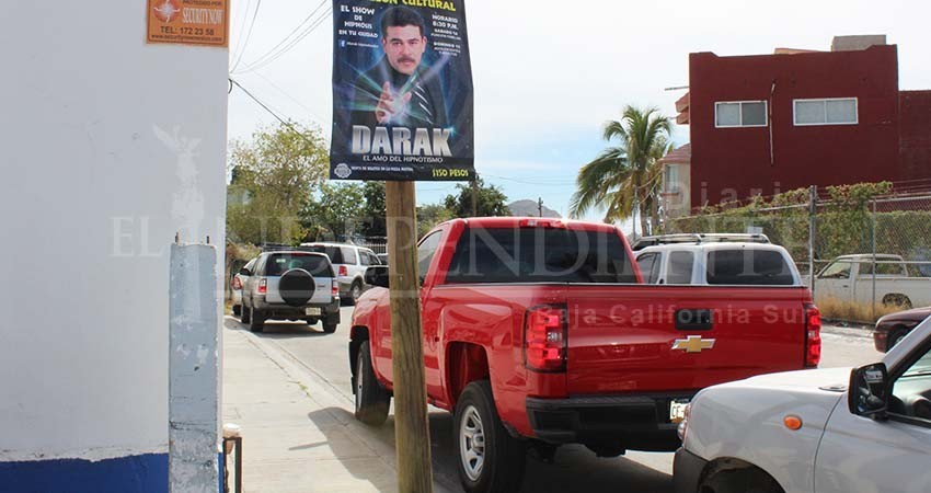 Sancionará Inspección Fiscal a comerciantes que obstruyan banquetas e impidan estacionamientos