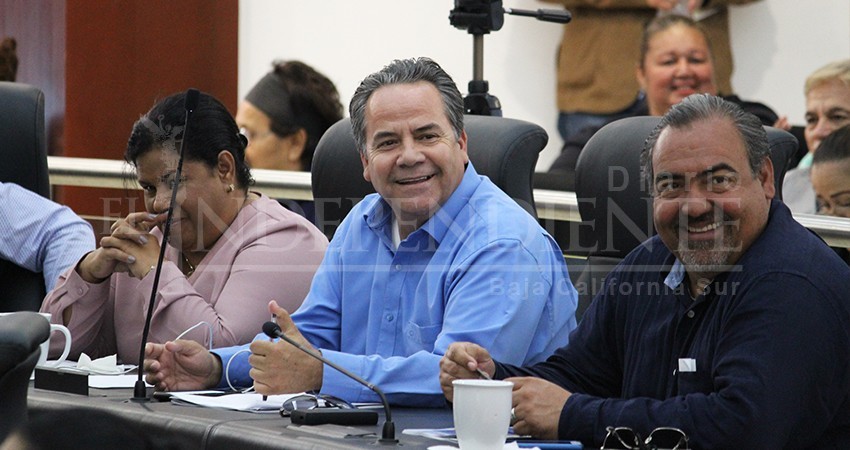 Diputados con “bonos” cobran cerca de 500 mil pesos al mes: Milena Quiroga