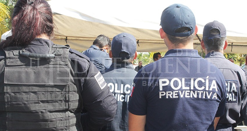 Sudcalifornianos acusan ser víctimas de la corrupción de elementos de Seguridad Pública Sudcalifornianos acusan ser víctimas de la corrupción de elementos de Seguridad Pública