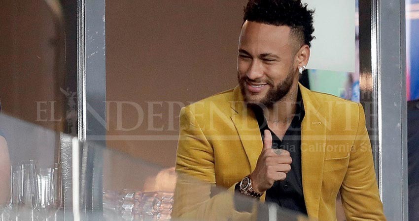 Liberan a Neymar de cargos por violación