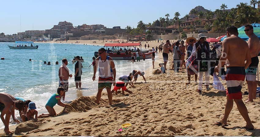 Más de 3.5 millones de turistas visitarán BCS este año Más de 3.5 millones de turistas visitarán BCS este año