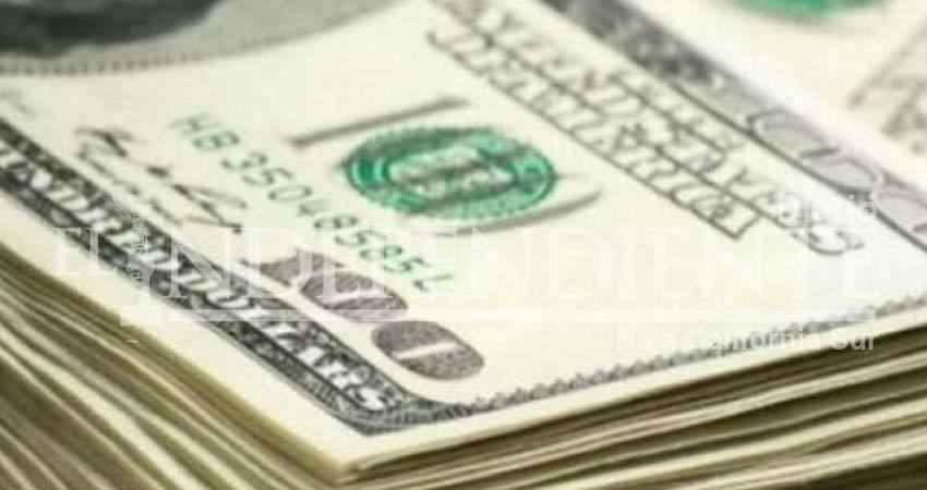 Dólar baja, cierra en 19.93 pesos a la venta en bancos Dólar baja, cierra en 19.93 pesos a la venta en bancos