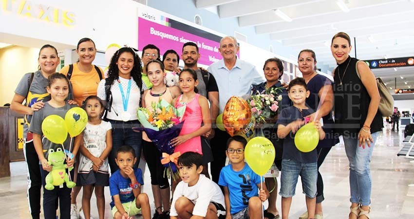 Cálida recepción a la Sudcaliforniana subcampeona Gaby Agúndez Cálida recepción a la Sudcaliforniana subcampeona Gaby Agúndez