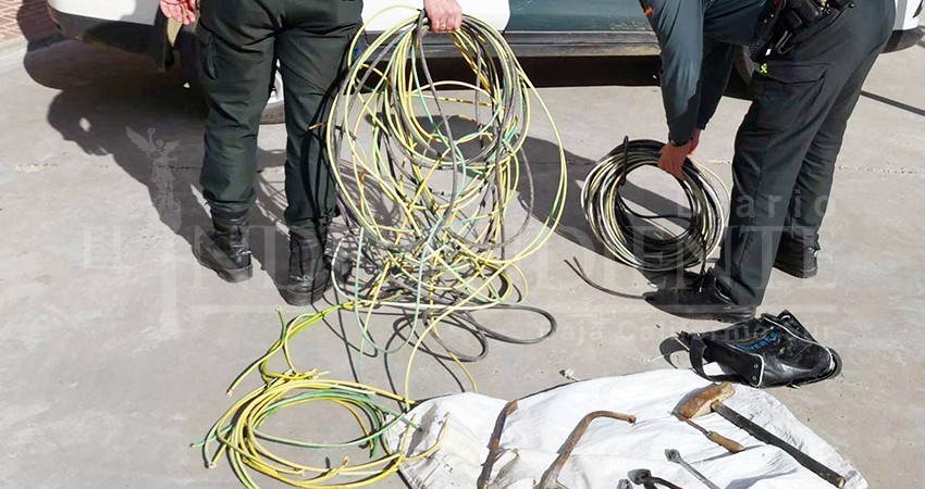 Ya se robaron 3 mil metros de cable del programa “Iluminemos La Paz” Ya se robaron 3 mil metros de cable del programa “Iluminemos La Paz”