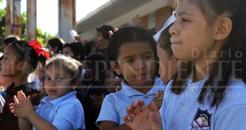 Proyecta SEP que nuevo ciclo escolar inicie con matrícula superior a 100 mil alumnos en Los Cabos Proyecta SEP que nuevo ciclo escolar inicie con matrícula superior a 100 mil alumnos en Los Cabos