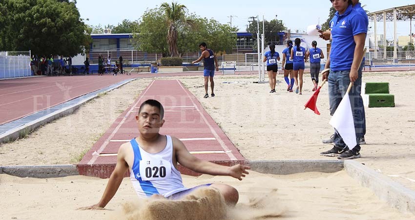 Preparan a los representantes de la paralimpiada estatal Preparan a los representantes de la paralimpiada estatal