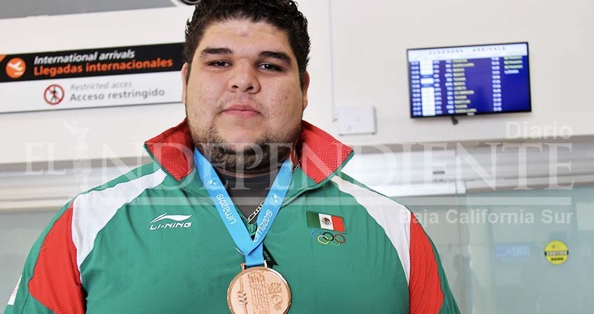 Cambia el Sudcaliforniano Raúl Manríquez sede de entrenamiento a GDL Cambia el Sudcaliforniano Raúl Manríquez sede de entrenamiento a GDL