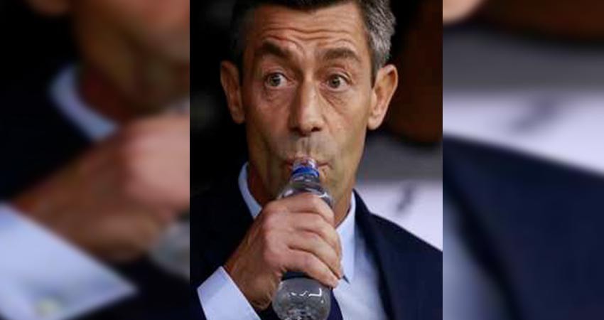 "De común acuerdo" sale Pedro Caixinha de Cruz Azul "De común acuerdo" sale Pedro Caixinha de Cruz Azul