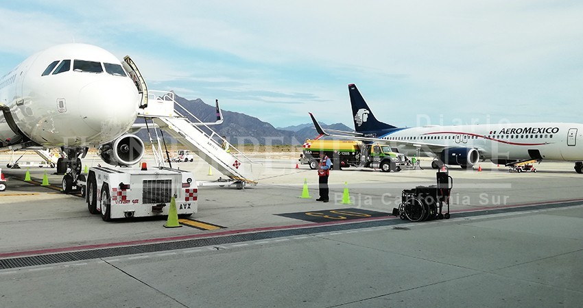 Rebasados los servicios migratorios en el Aeropuerto Internacional de Los Cabos: INM Rebasados los servicios migratorios en el Aeropuerto Internacional de Los Cabos: INM