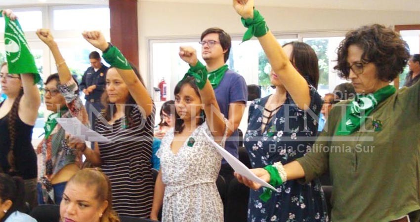 Se manifiesta “marea verde” contra la penalización del aborto en BCS Se manifiesta “marea verde” contra la penalización del aborto en BCS