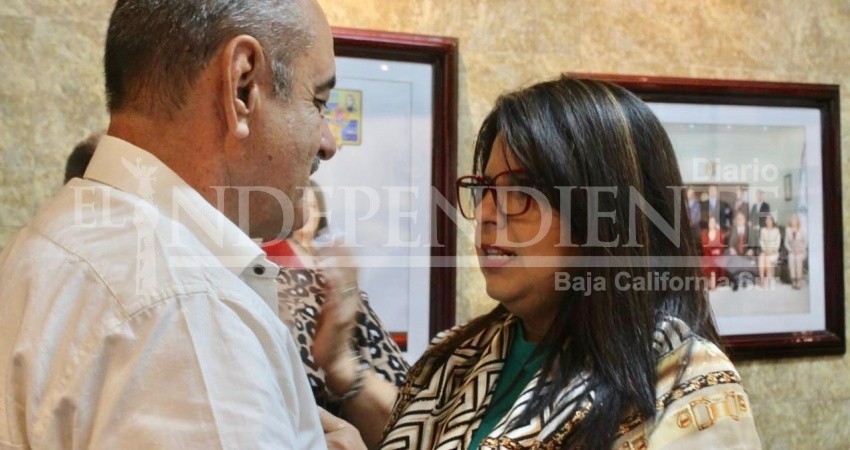 Oficializan a Sandoval Montaño como nuevo director general del Oomsapas Los Cabos Oficializan a Sandoval Montaño como nuevo director general del Oomsapas Los Cabos