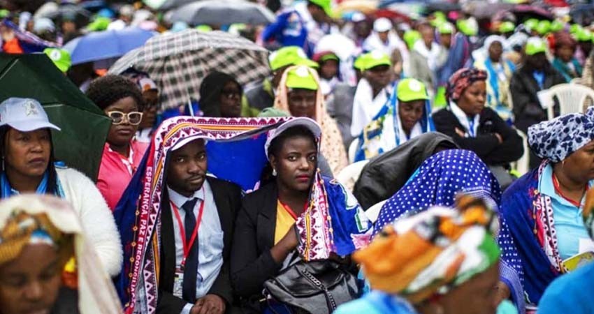 Mueren 10 personas por estampida en Mozambique Mueren 10 personas por estampida en Mozambique
