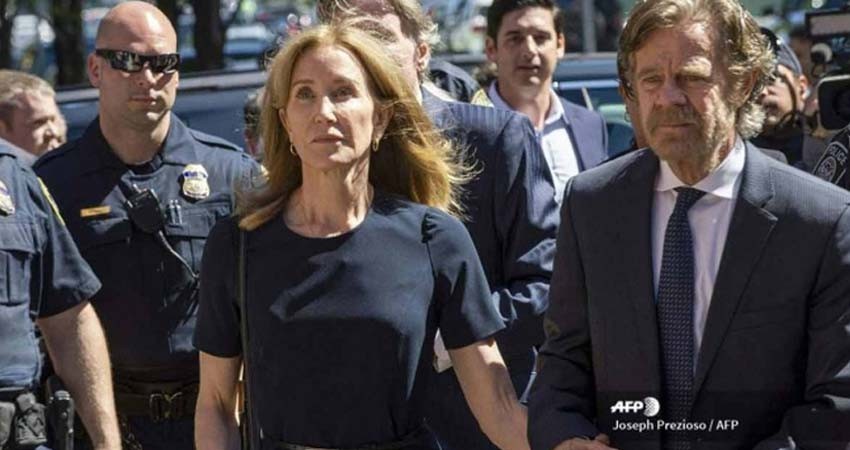 Actriz Felicity Huffman irá a prisión por sobornos a universidades Actriz Felicity Huffman irá a prisión por sobornos a universidades