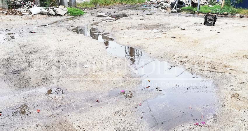 Adolecen de derrames de aguas negras colonias de CSL tras paso de “Lorena”