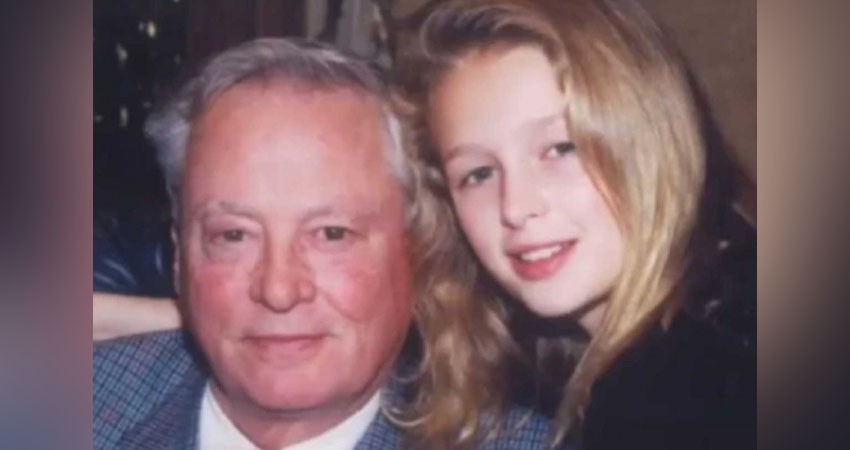 El abuelo de Paris Hilton hereda el 97% de su fortuna a... El abuelo de Paris Hilton hereda el 97% de su fortuna a...