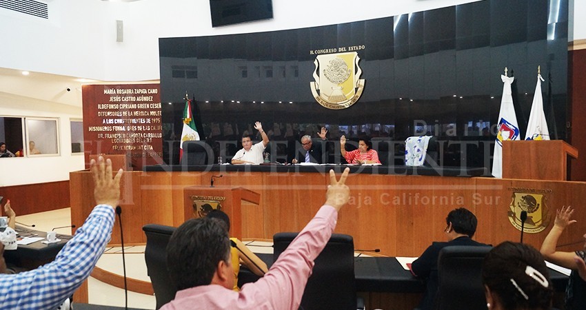 “Reprueban” cuenta pública del ITAI; salen adelante TEE y el IEE