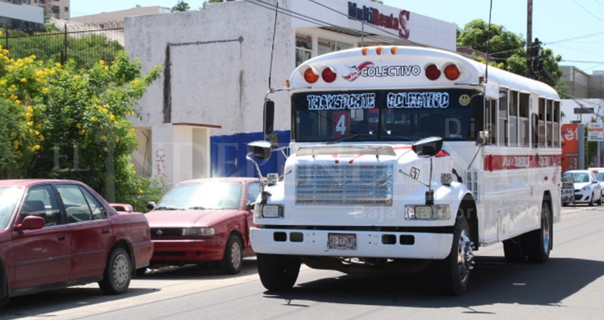 Demanda sobrepasa al transporte público de SJC; transportistas exigen concesiones Demanda sobrepasa al transporte público de SJC; transportistas exigen concesiones